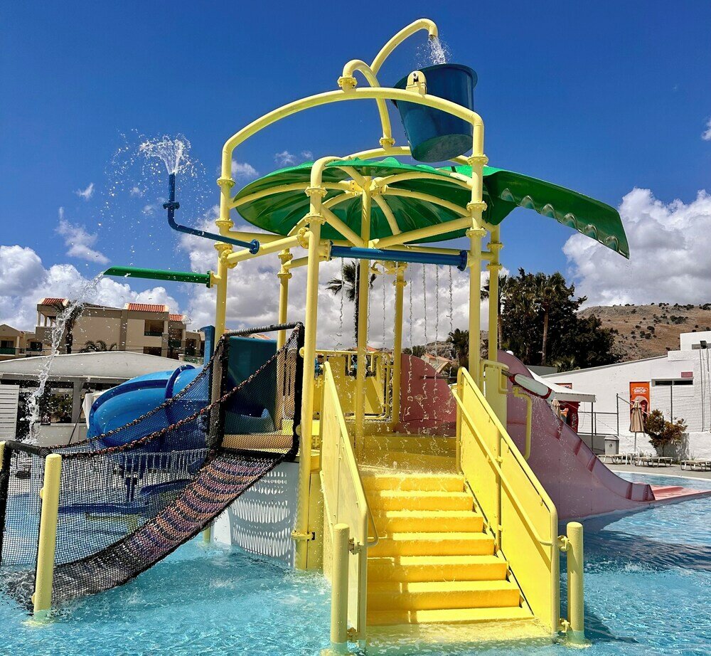 Фото Ellia Hotel