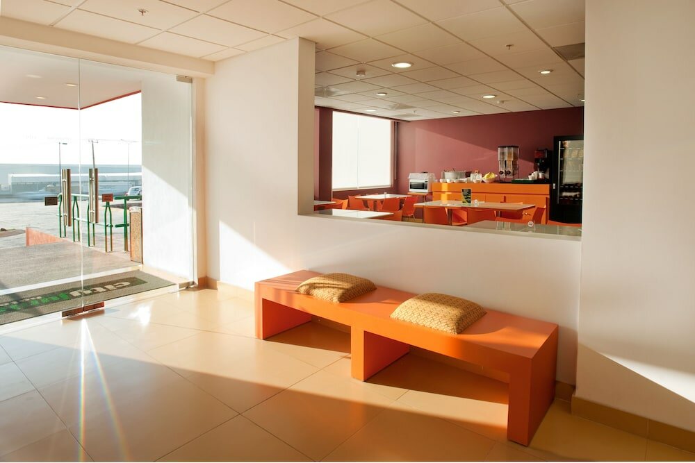 Фото City Express Junior Tijuana Otay