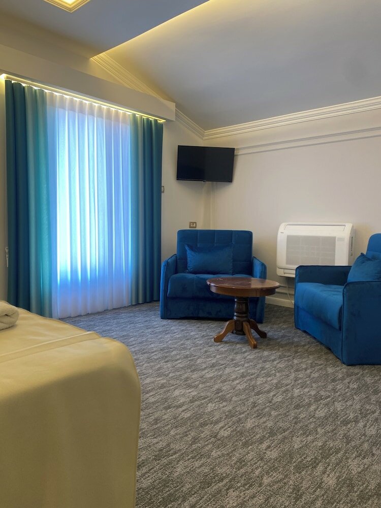 Фото Hotel Ideal