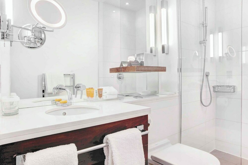 Фото Sandman Signature Newcastle Hotel