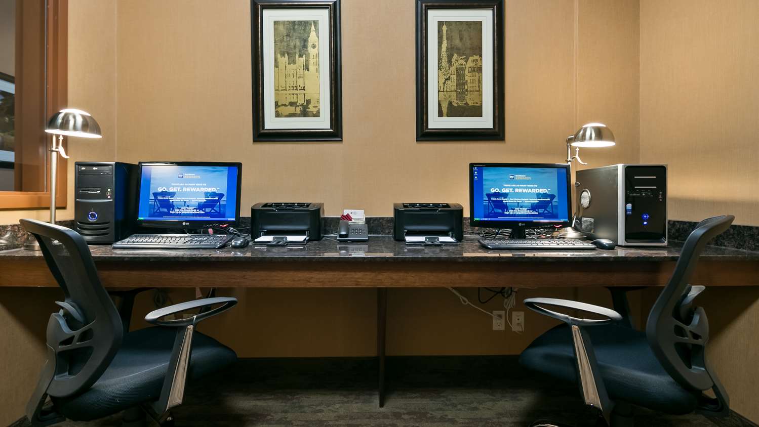 Фото Best Western Plus Chateau Inn Sylvan Lake