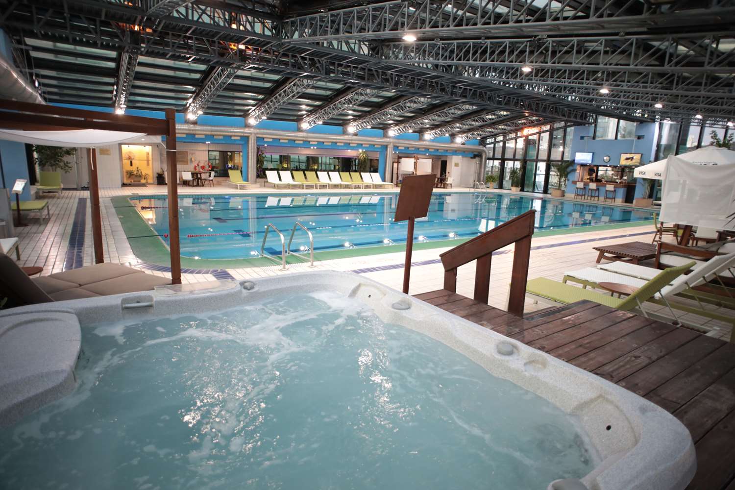 Фото Radisson Montevideo Victoria Plaza Hotel