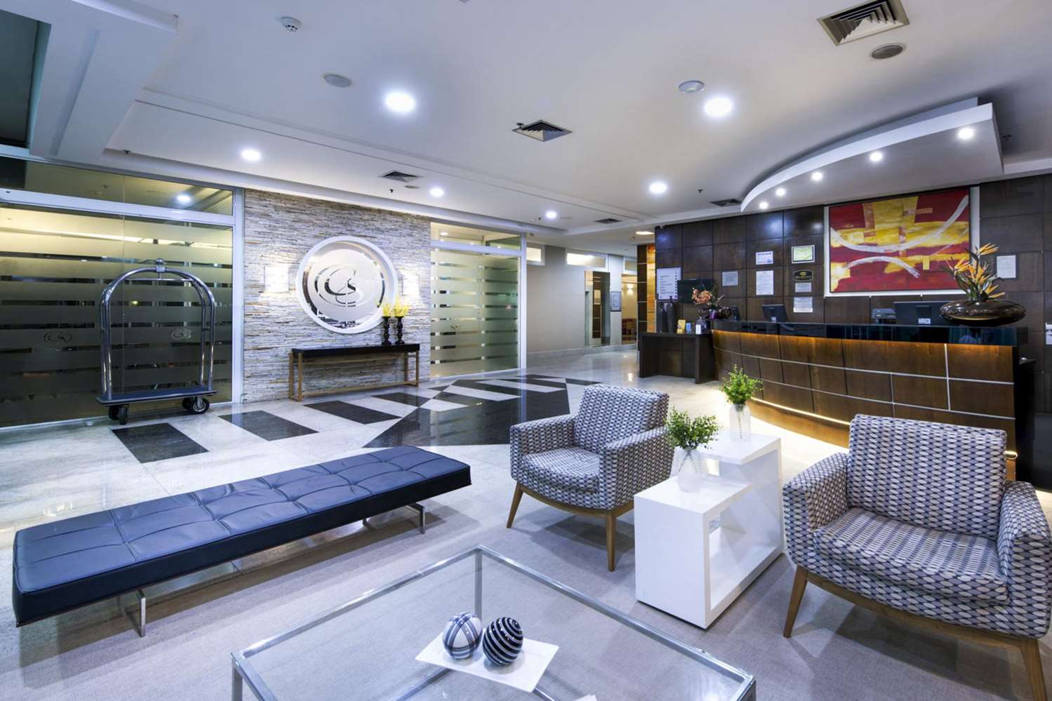 Фото Comfort Suites Macae