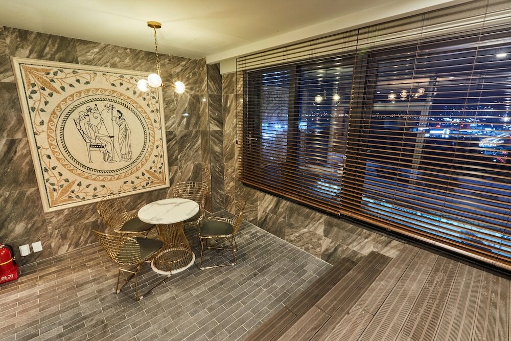 Фото Partyz Hotel