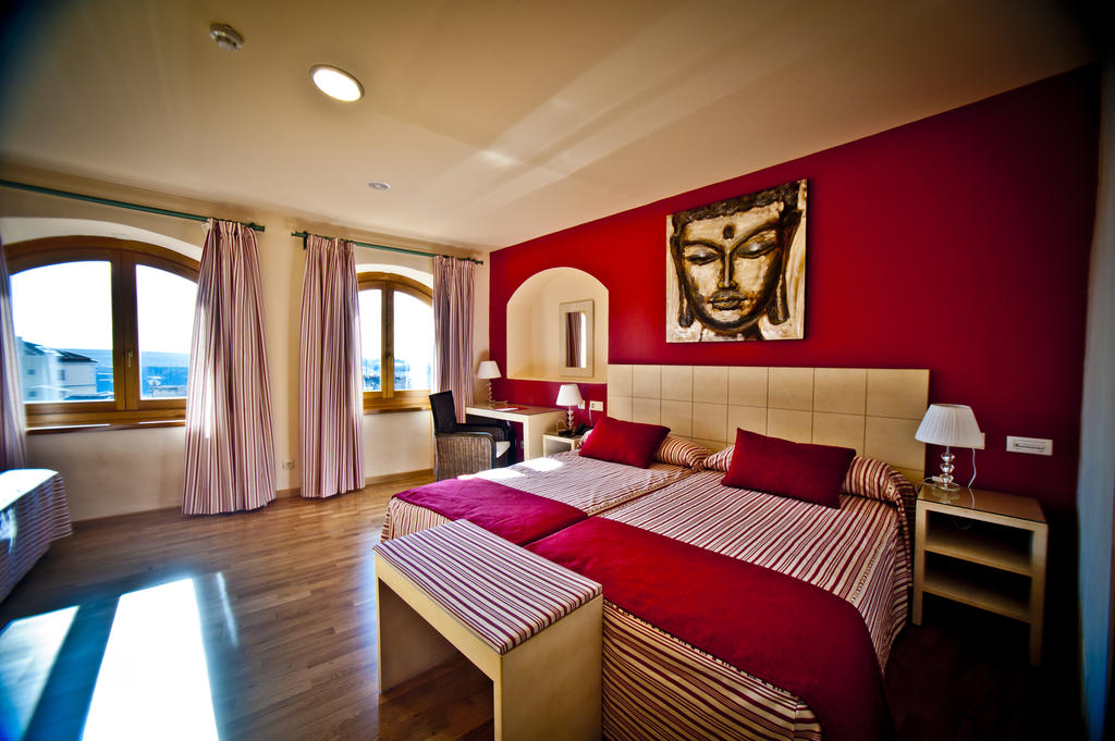 Фото Hotel Condes de Castilla