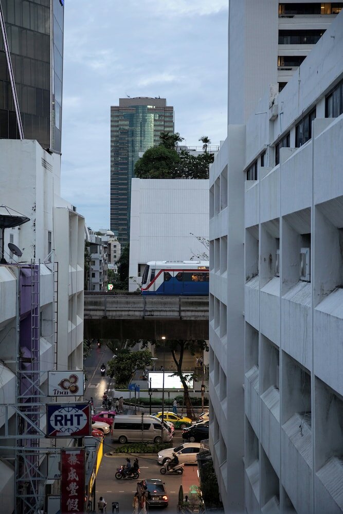 Фото Nantra Silom
