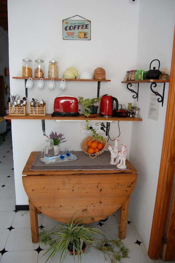 Фото Hostal Ca'n Tiu