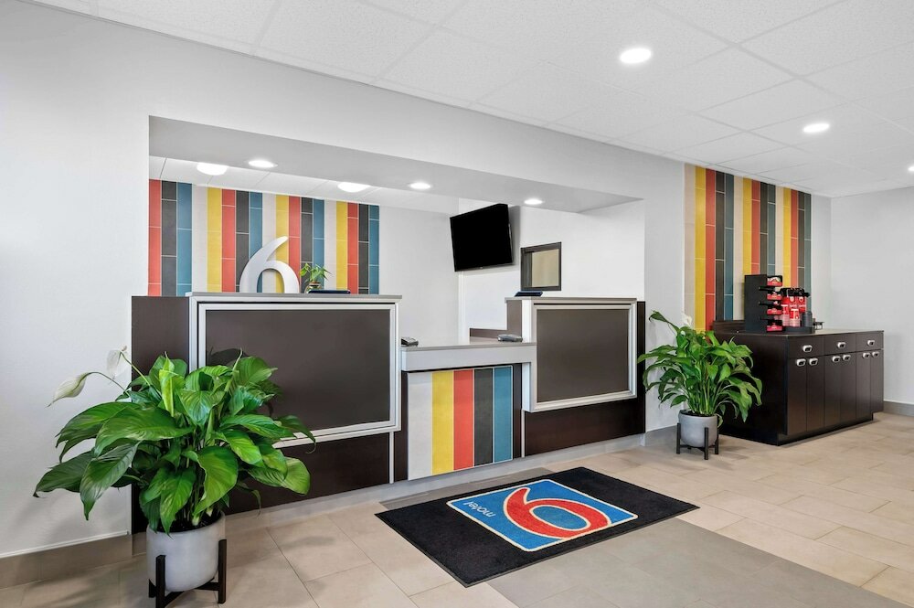 Фото Motel 6 Portland, Me