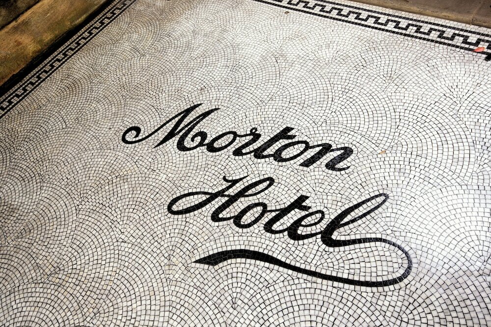 Фото Morton Hotel