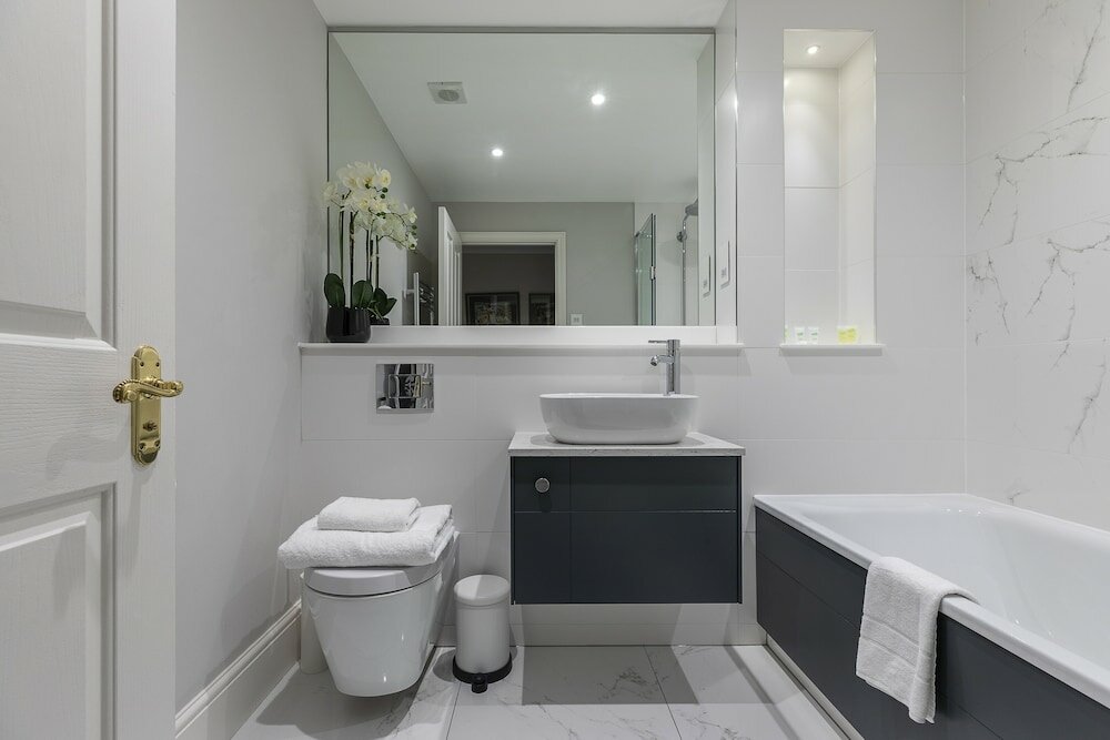 Фото Altido Beautiful 2 bed apt in Mayfair, close to Tube