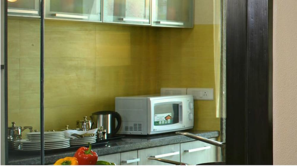 Фото Residency Sarovar Portico Mumbai