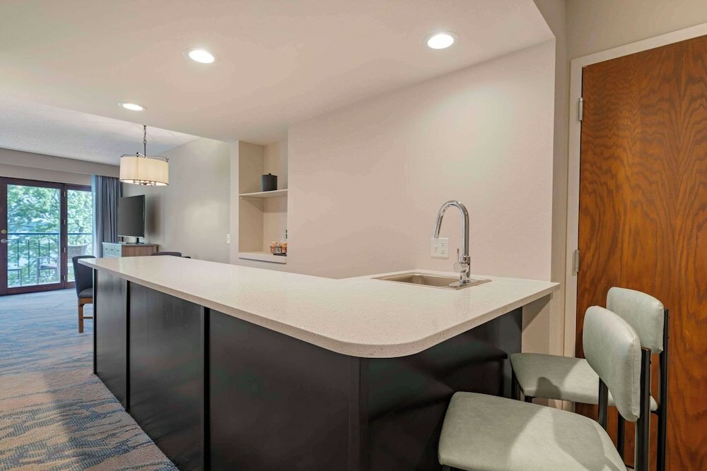 Фото Heidel House Hotel and Conference Center, Ascend Hotel Collection