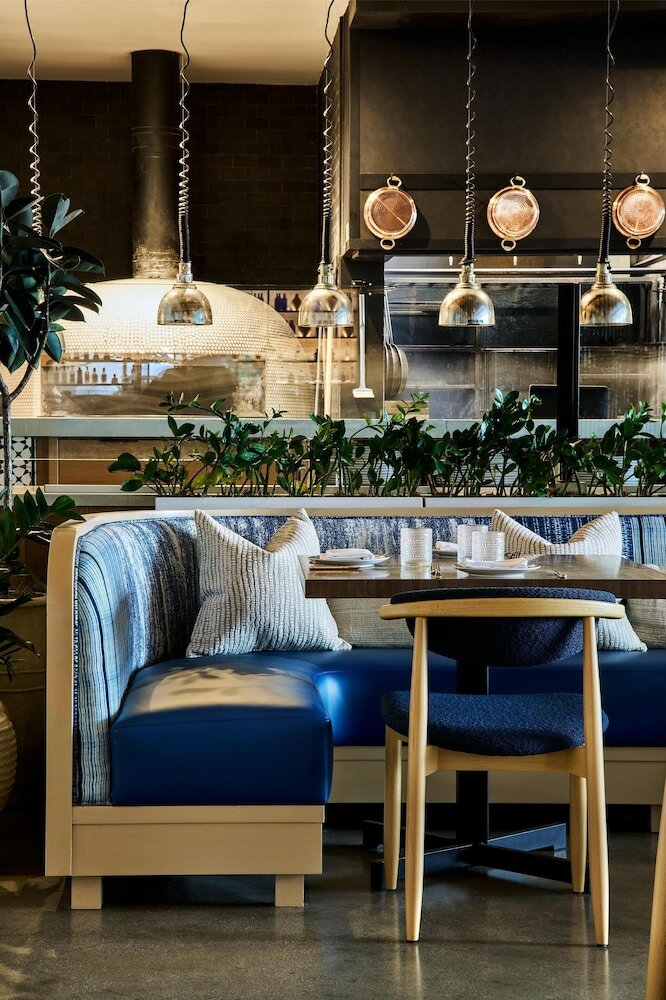 Фото The Shay, a Destination by Hyatt Hotel