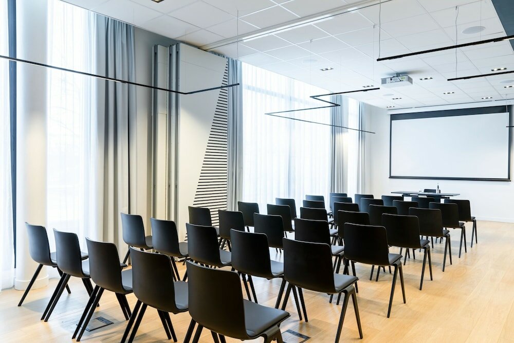 Фото Courtyard by Marriott Paris Creteil