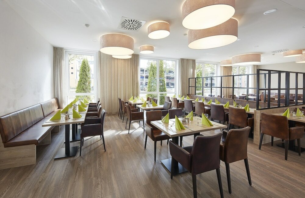 Фото Ghotel hotel & living Göttingen