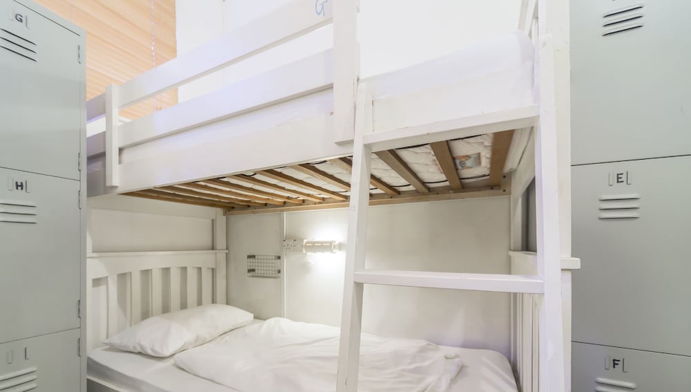 Фото Beat Arts Hostel at Chinatown