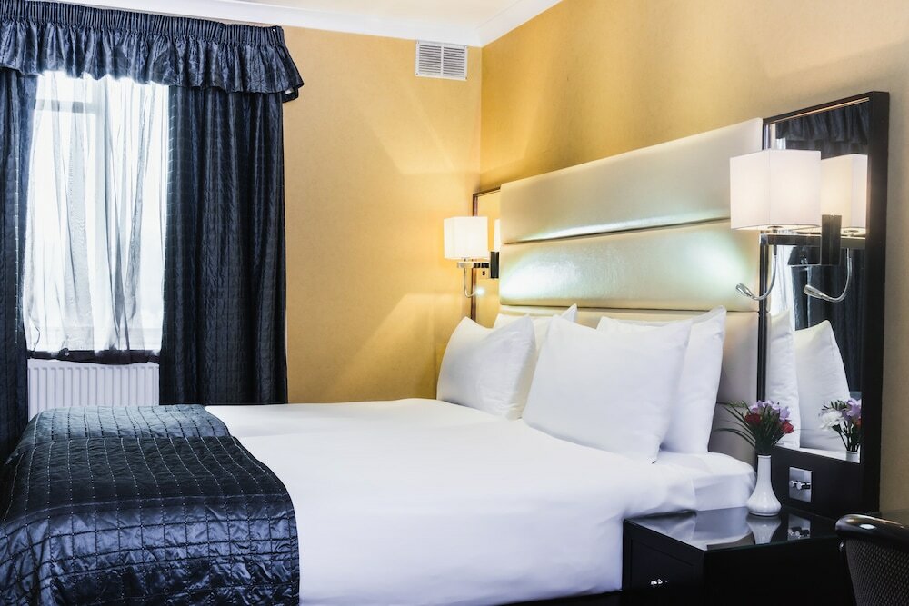 Фото Park Grand London Hyde Park