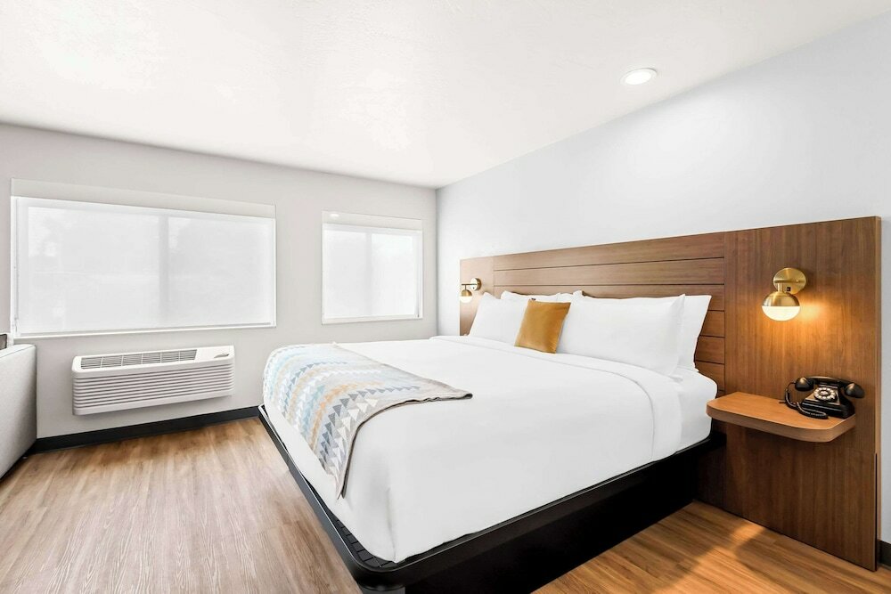 Фото The Maverick Hotel Eugene near University