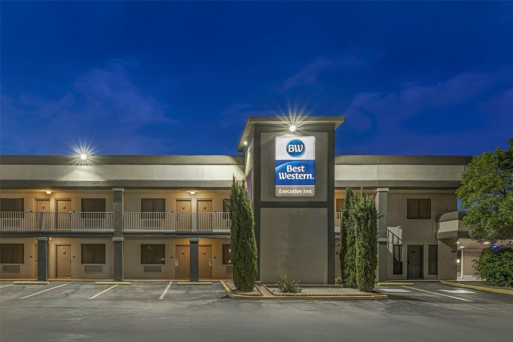 Фото Best Western Executive Inn