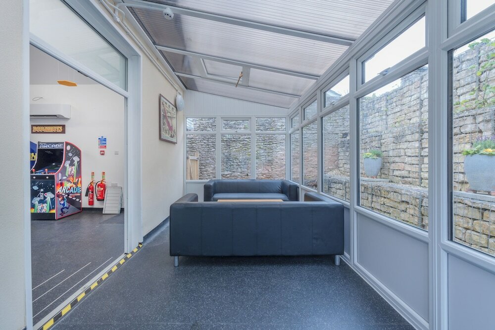 Фото Wookey Hole Hotel