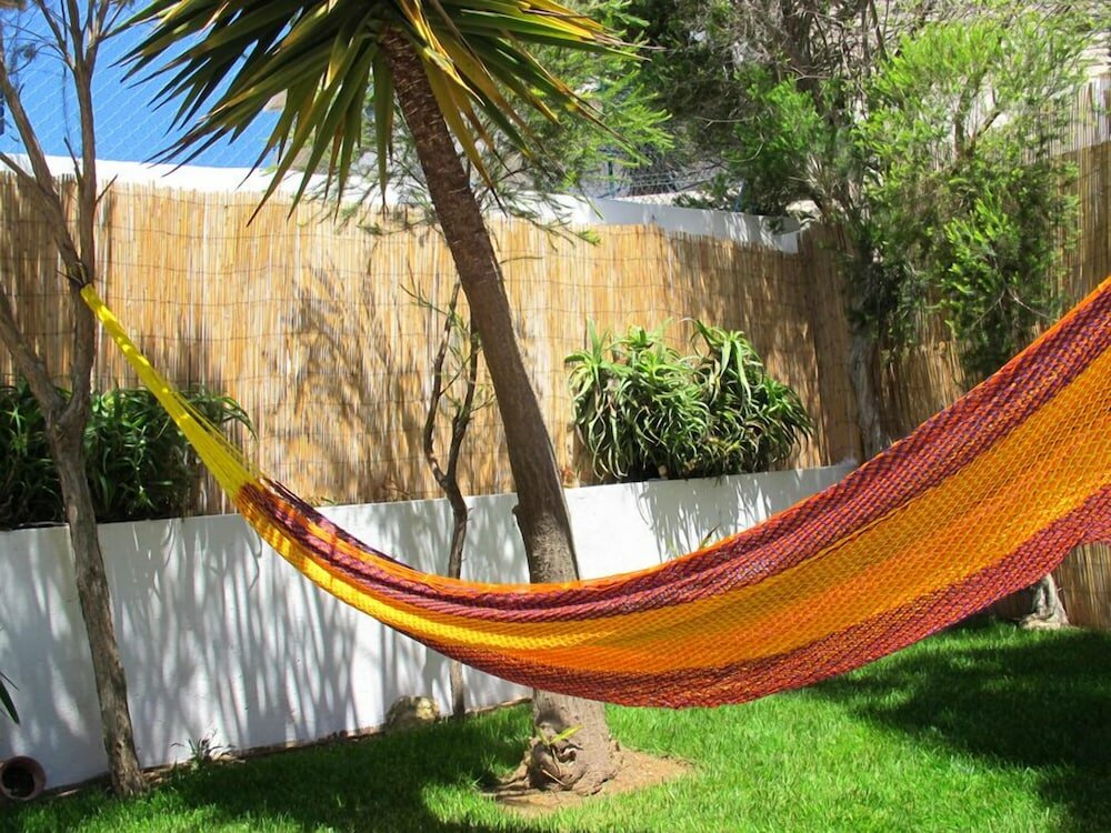 Фото Хостел Ericeira Chill Hill Hostel & Private Rooms