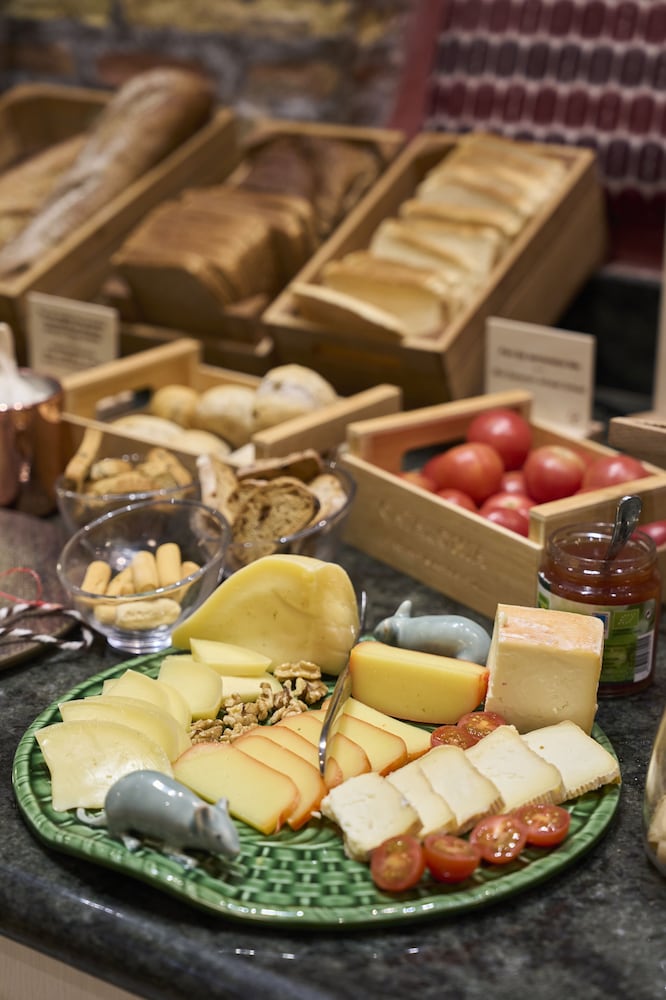 Фото Catalonia El Pilar