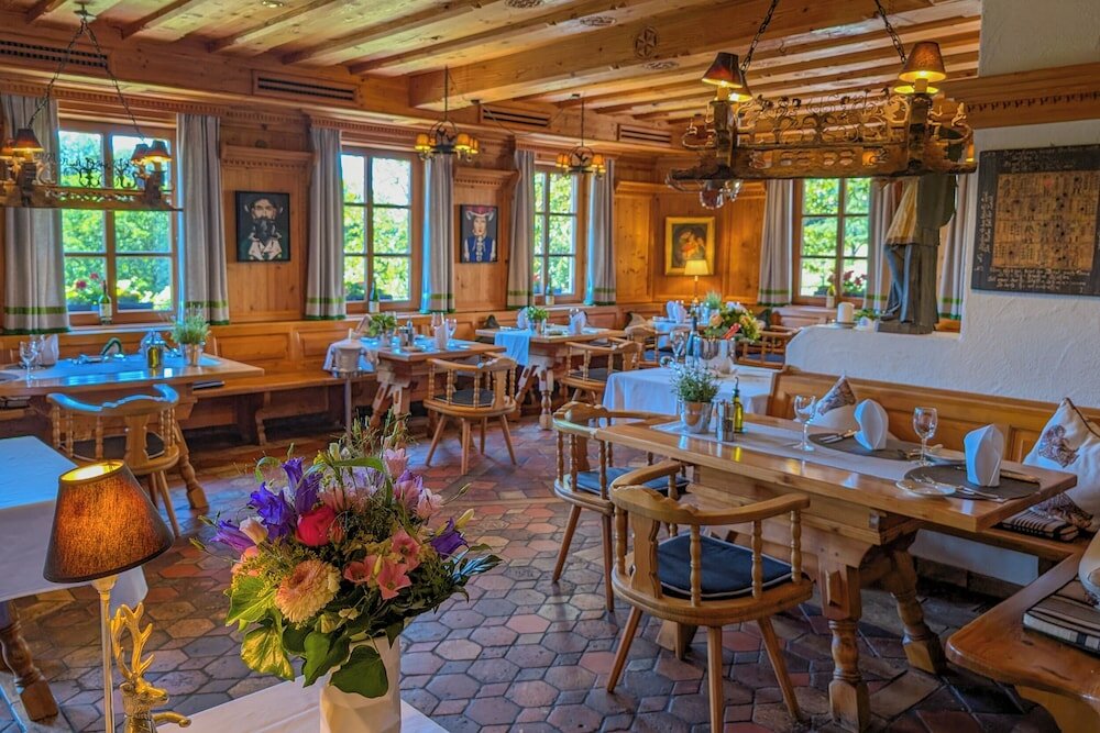 Фото Hotel Restaurant Vinothek Lamm