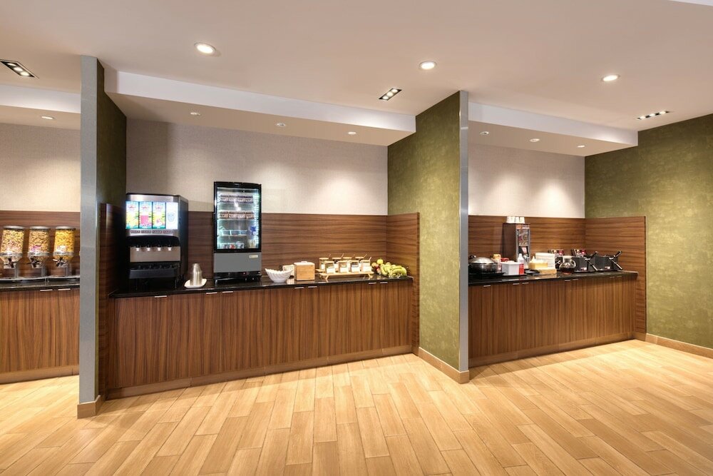 Фото Fairfield Inn & Suites by Marriott Moncton