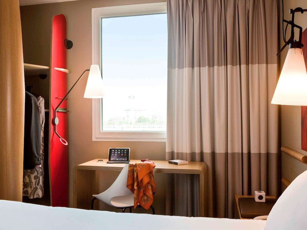 Фото Ibis Paris Porte de Clichy Centre