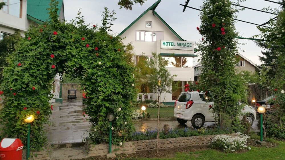 Фото Hotel Mirage