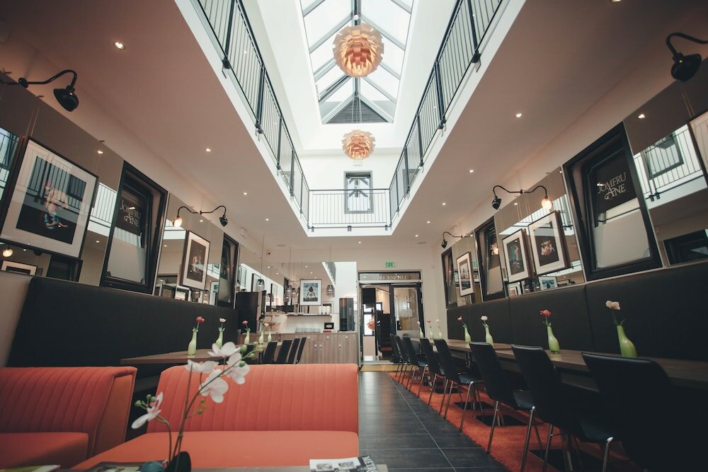 Фото Hotel Jomfru Ane