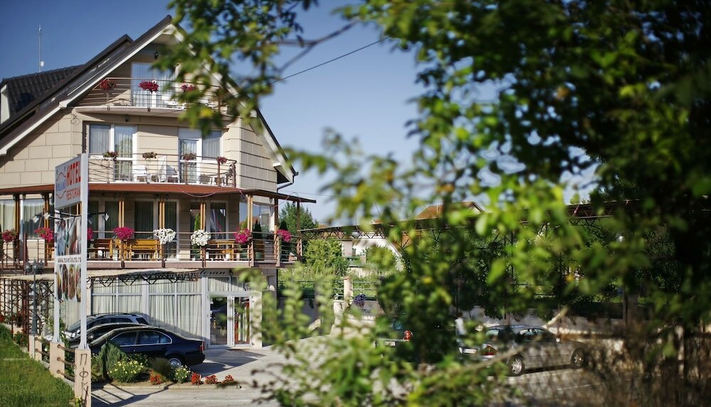 Фото Hotel Novella Uno