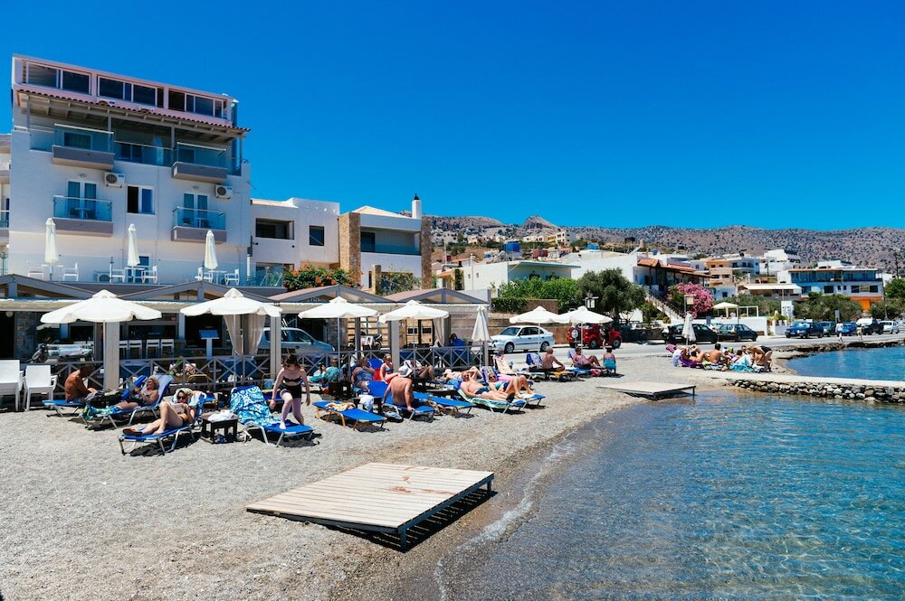 Фото отеля 1