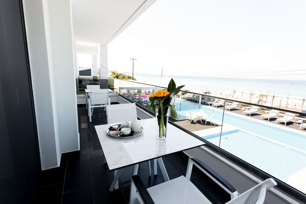 Фото Crystal villas & suites