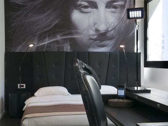 Фото B-aparthotel Regent