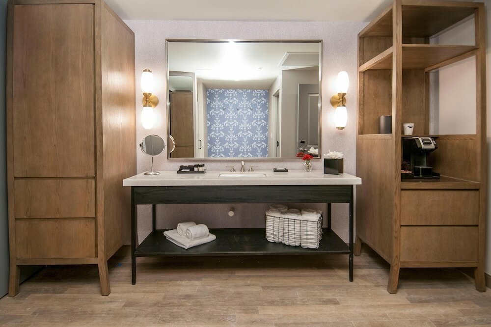 Фото The Memphian, a Tribute Portfolio Hotel