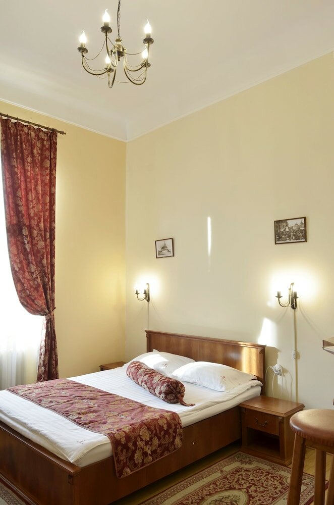 Фото Hotel Transilvania