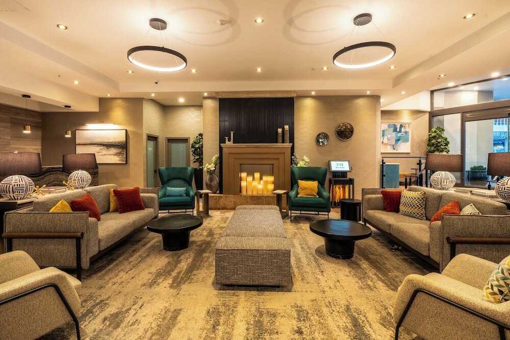 Фото Sandman Hotel Vancouver Downtown