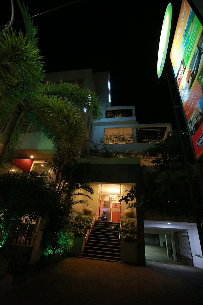 Фото Refresh Hotel