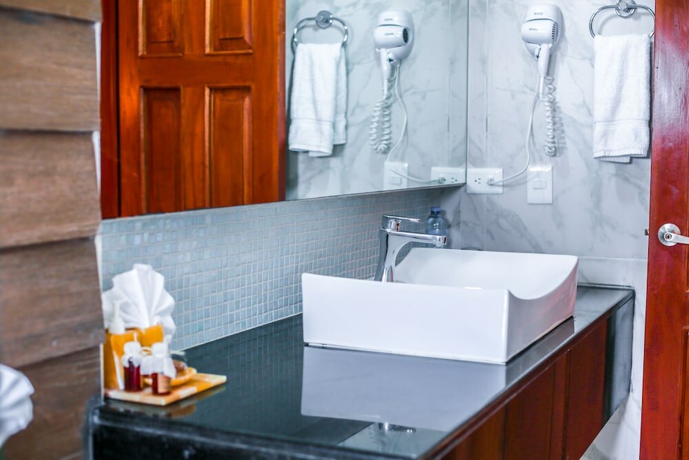 Фото Hotel Las Golondrinas