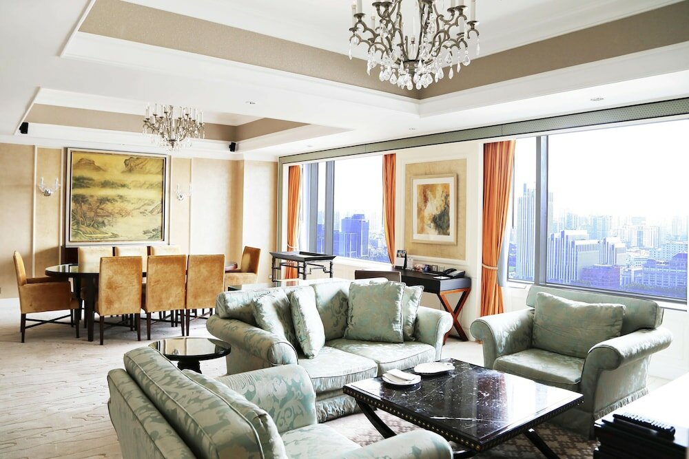 Фото Pudong Shangri-La Shanghai