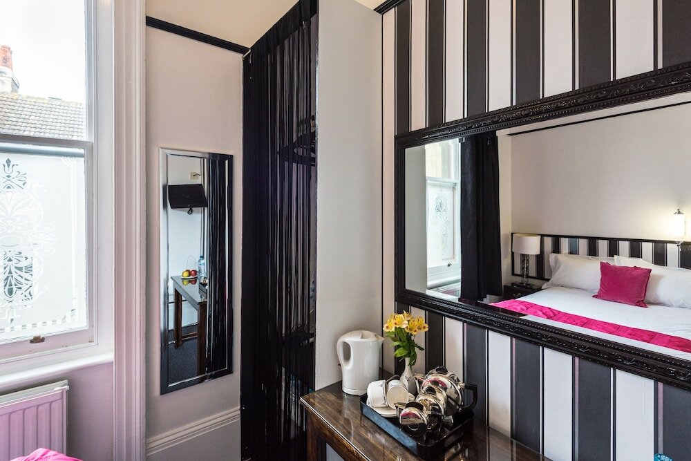 Фото Paskins Townhouse