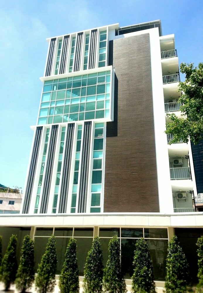 Hotel Wealth 30th Apartments, Bangkok, photo