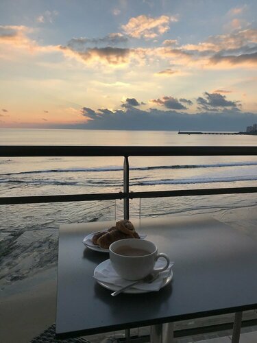 Внешний вид отеля Les Roches Noires в Ле-Сабль-д’Олоне, фото 2