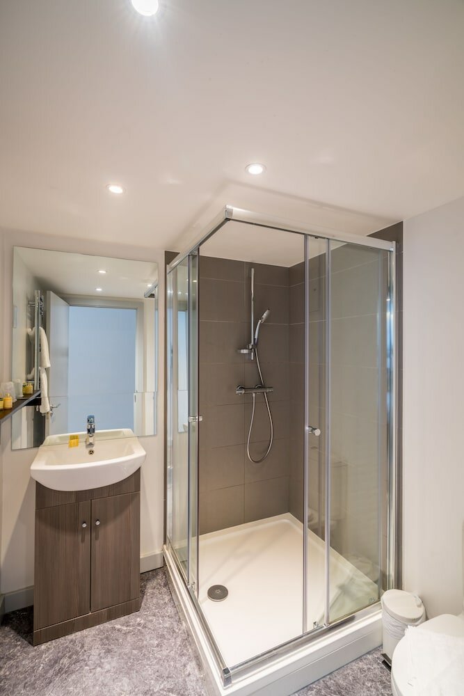 Фото Pelican London Hotel and Residence