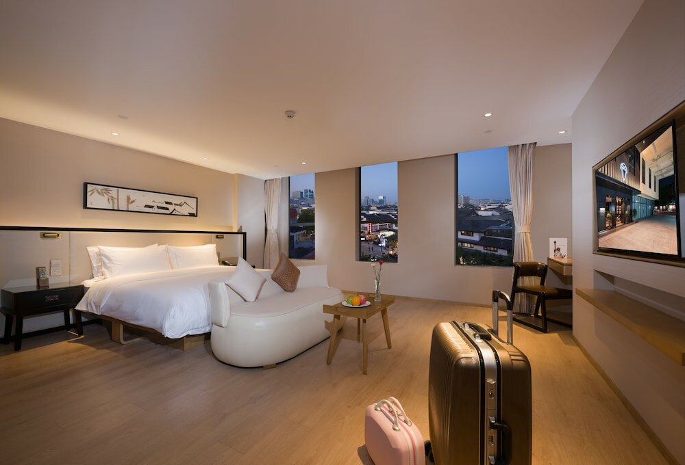 Фото The Hotel V Confucius Temple