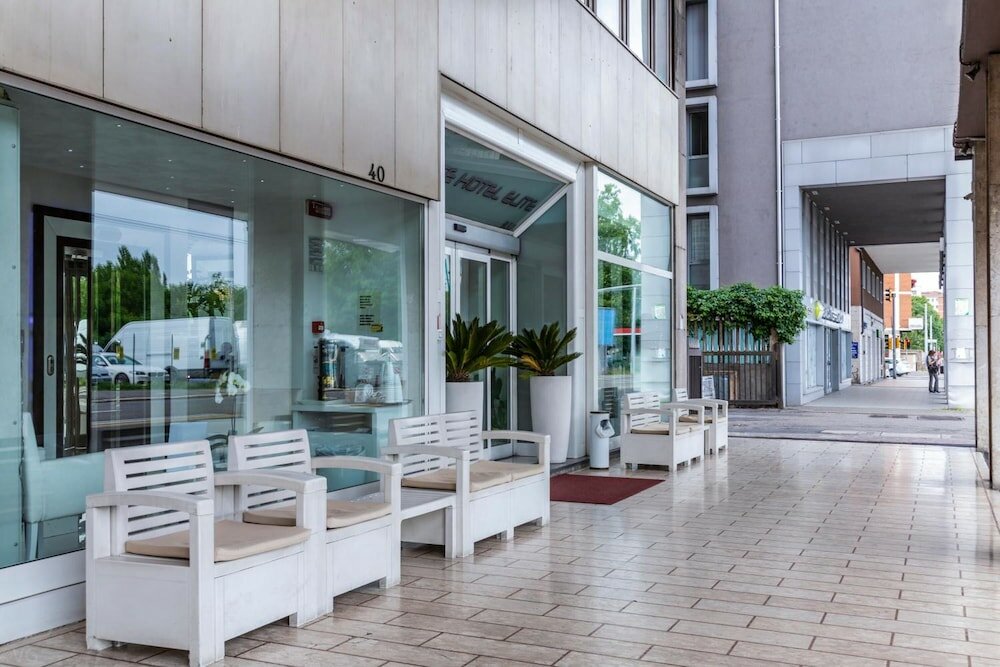 Фото Suite Hotel Elite