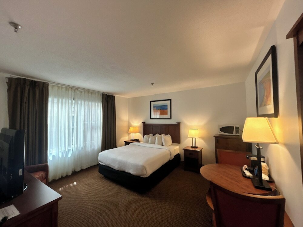 Фото Charlottetown Inn & Conference Centre