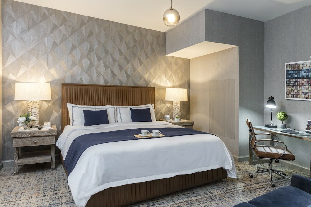 Фото The Artezen Hotel