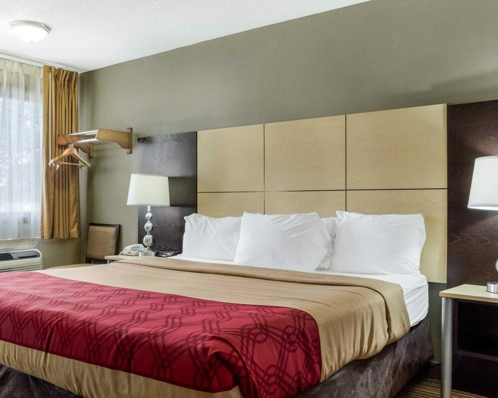 Фото Econo Lodge Grand Forks